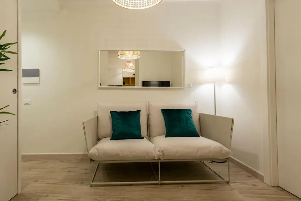 A Casa Di Flo' Apartment Palermo