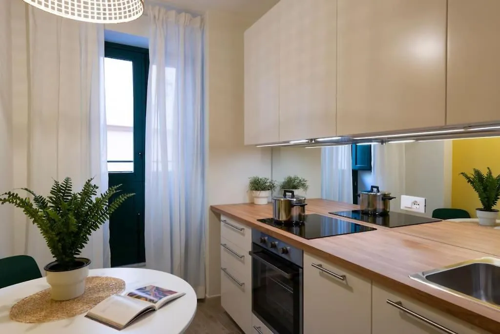 A Casa Di Flo' Apartment Palermo Italy